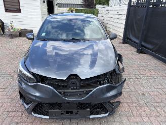 Renault Clio E-TECH RS-LINE - AUTOMATIC picture 8
