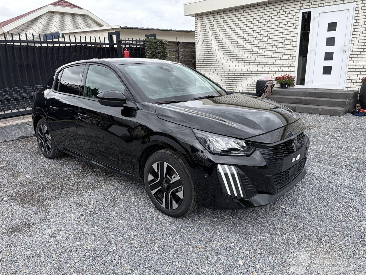 Peugeot 208 BENZINE - ALLURE