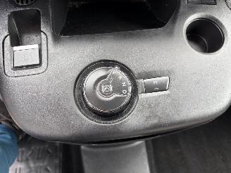 Peugeot Partner AUTOMATIC 131,PS DIESEL picture 15