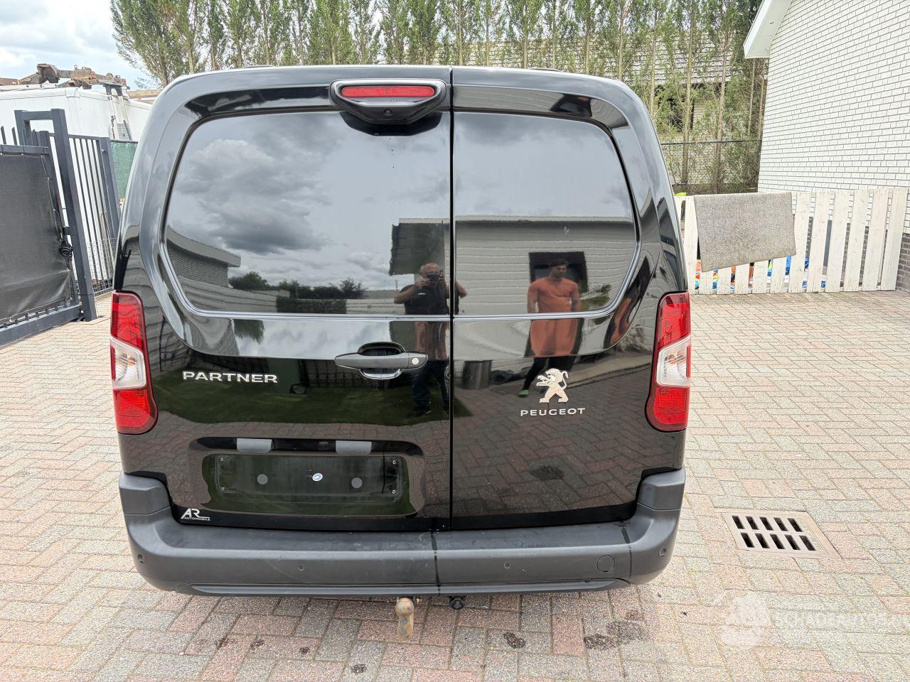 Peugeot Partner AUTOMATIC 131,PS DIESEL