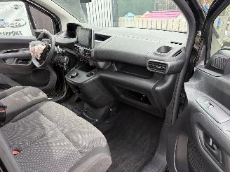Peugeot Partner AUTOMATIC 131,PS DIESEL picture 19