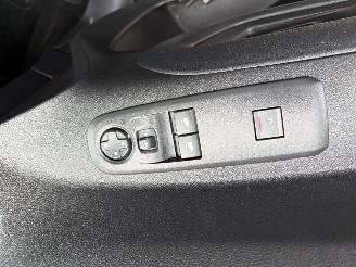 Peugeot Partner AUTOMATIC 131,PS DIESEL picture 13