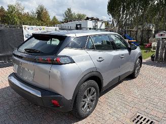 Peugeot 2008 BENZINE  -- KLIMATRONIK -- NAVI picture 2