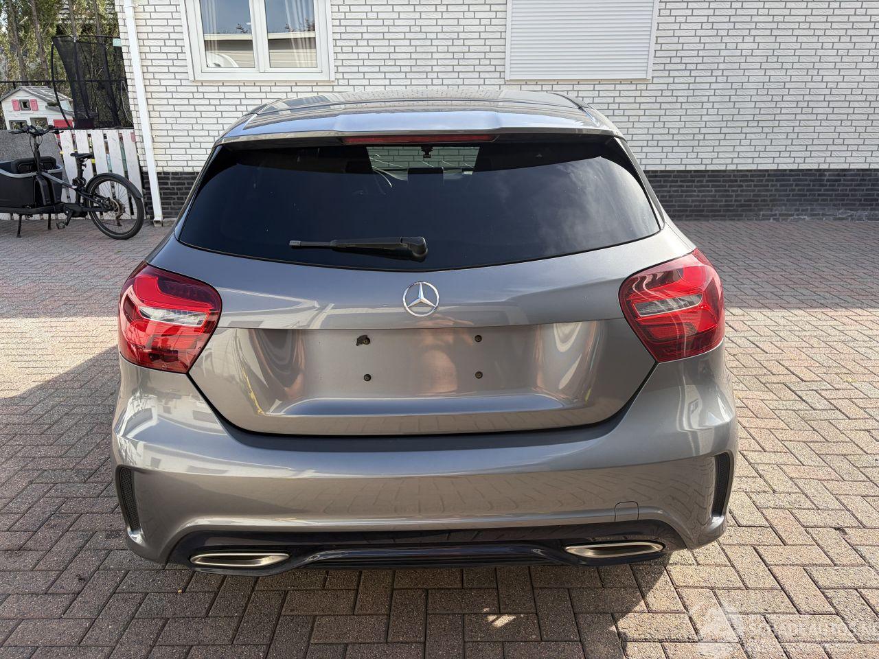Mercedes A-klasse AMG - LINE - AUTOMATIC