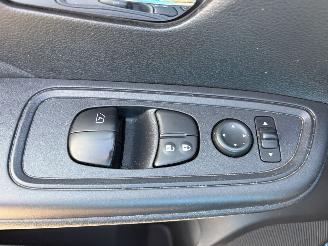Nissan Micra BENZINE - AUTOMATIC picture 20