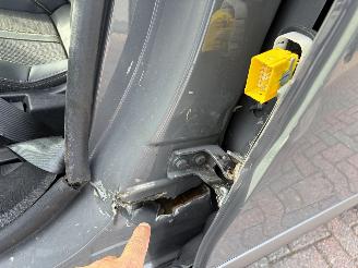 Peugeot 2008 GT-LINE -- AUTOMATIC picture 19