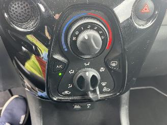 Peugeot 108 STYLE -KLIMA -- 5-DEURS picture 19