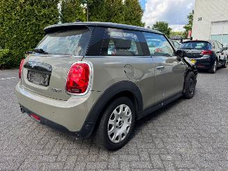 Mini Cooper 1.5 Automaat Pano picture 8