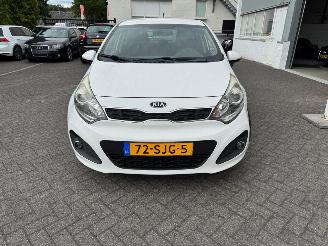Coche accidentado Kia Rio 1.2 CVVT Super Pack 2011/11