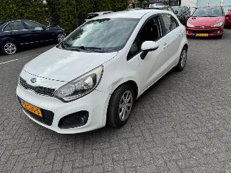 Kia Rio 1.2 CVVT Super Pack picture 2