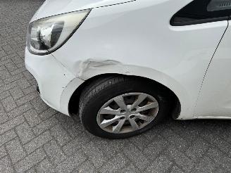 Kia Rio 1.2 CVVT Super Pack picture 3