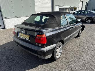 Volkswagen Golf 1.8 picture 5