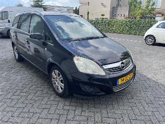 Opel Zafira 1.8 Cosmo Airco 140PK!!!  7P picture 2