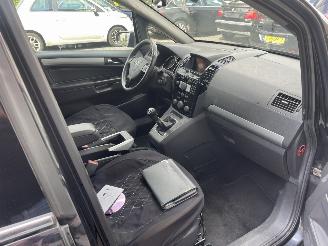 Opel Zafira 1.8 Cosmo Airco 140PK!!!  7P picture 13