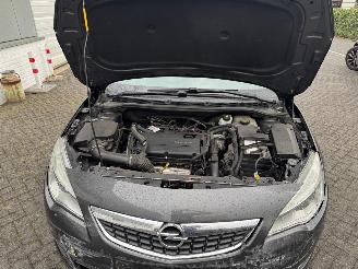 Opel Astra 1.6 Turbo Cosmo Automaat picture 18