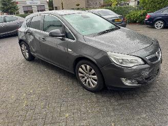 Opel Astra 1.6 Turbo Cosmo Automaat picture 10