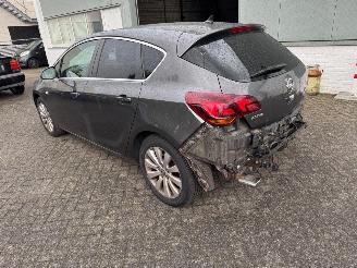 Opel Astra 1.6 Turbo Cosmo Automaat picture 5