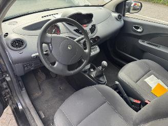 Renault Twingo 1.2-16V Dynamique Airco picture 12