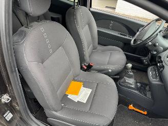 Renault Twingo 1.2-16V Dynamique Airco picture 22