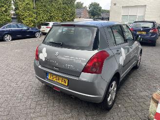 Suzuki Swift 1.3 GLS AIRCO picture 4