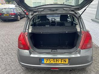 Suzuki Swift 1.3 GLS AIRCO picture 5
