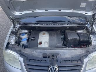 Volkswagen Touran 1.6-16V FSI Athene picture 12