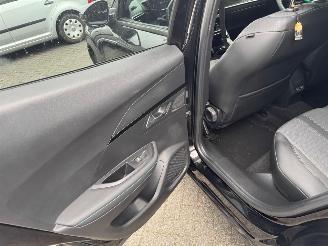 Peugeot 2008 1.2 PureTech Automaat Blue Lease Allure picture 13