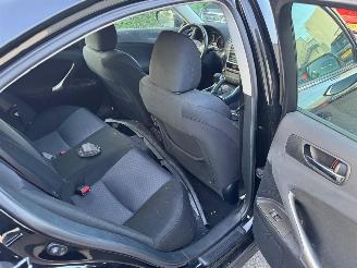 Lexus IS 220d Business picture 11