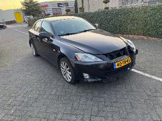 Lexus IS 220d Business picture 2