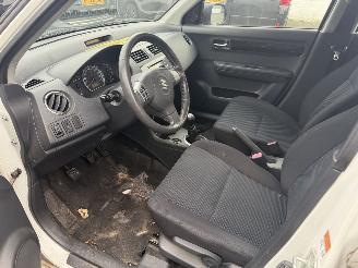 Suzuki Swift 1.3 Shogun Airco picture 7