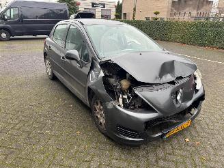 Peugeot 207 1.4 Vti Xline picture 2