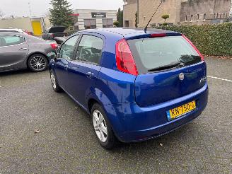 Fiat Grande Punto 1.4 Active picture 2