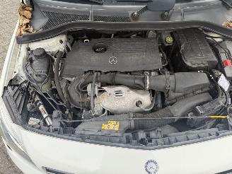 Mercedes B-klasse 180 Ambition picture 20