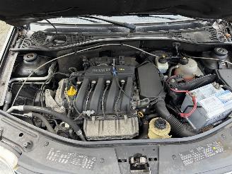 Dacia Logan 1.6-16V Lauréate 7p. picture 12