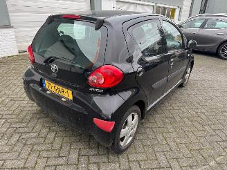Toyota Aygo 1.0 12V Sport picture 4