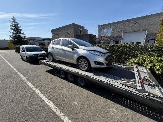 Coche accidentado Ford Fiesta 1.0 EcoBoost Candy Blue Edition 2016/7