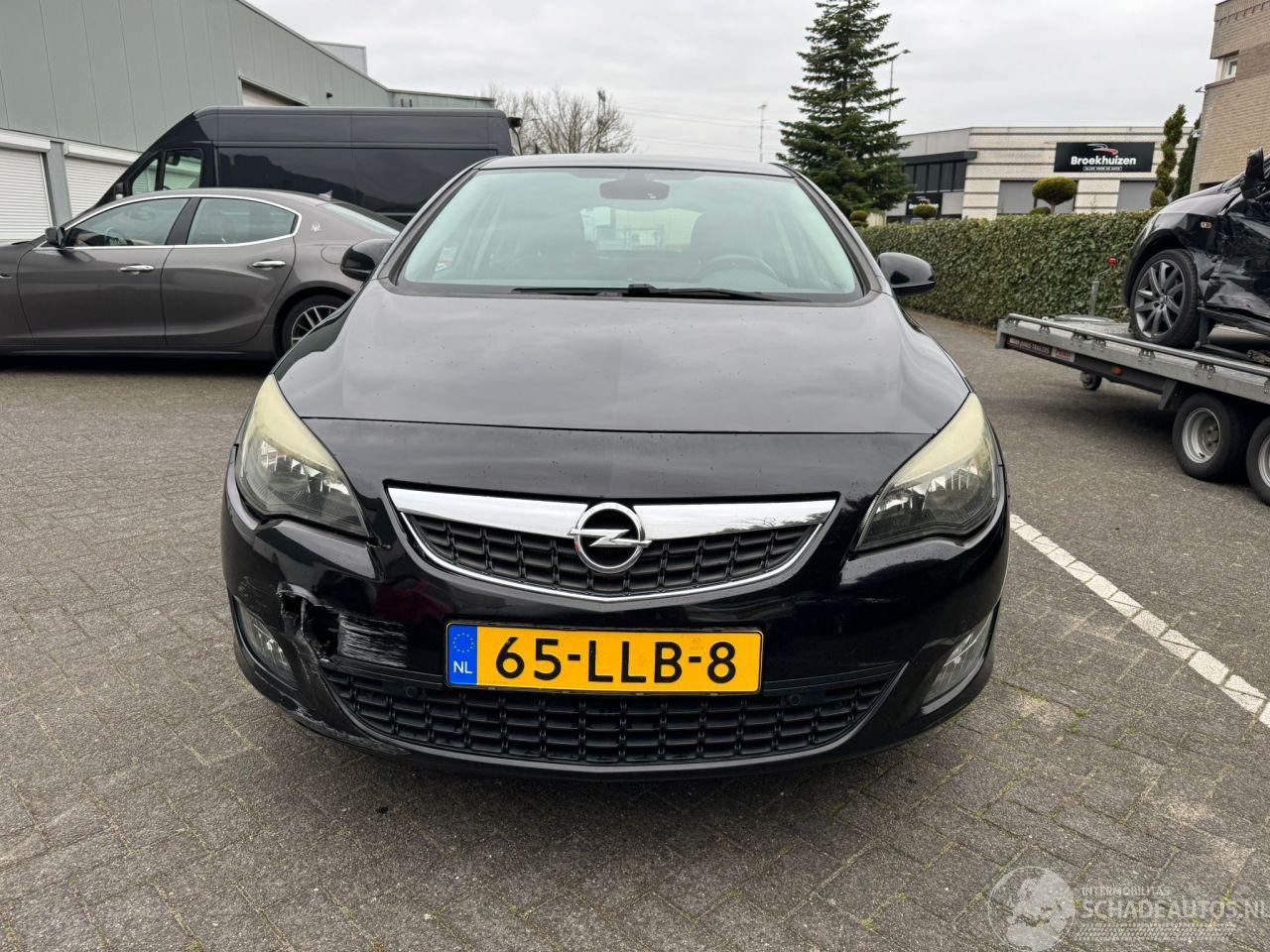 Opel Astra 1.4 Turbo Sport