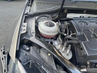 Volkswagen Golf 1.6 TDI Highline picture 15