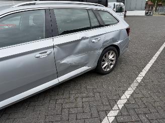 Skoda Superb 2.0 TDI Style Business AUTOMAAT picture 4