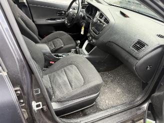 Kia Cee d 1.4 CVVT X-tra picture 11