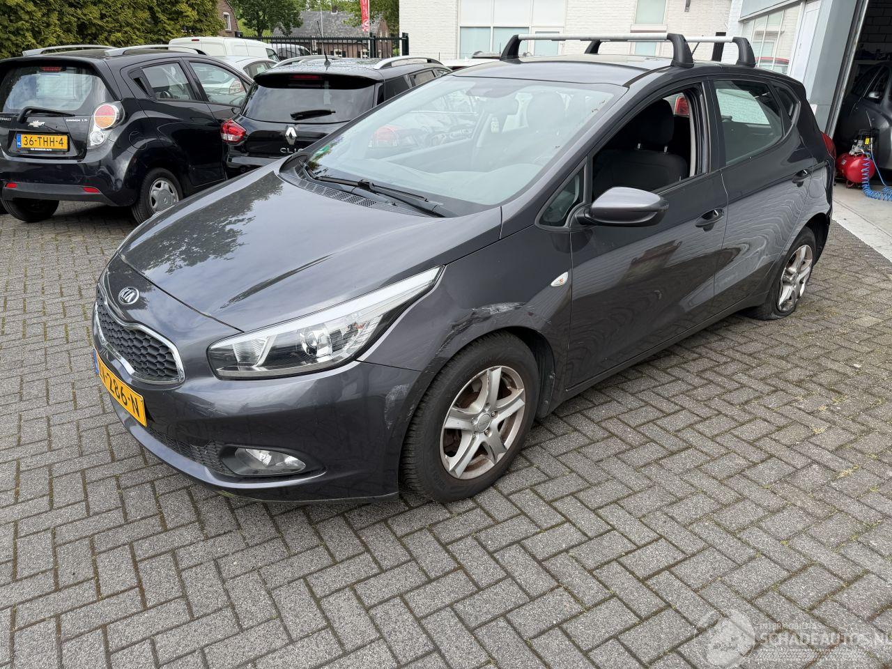 Kia Cee d 1.4 CVVT X-tra