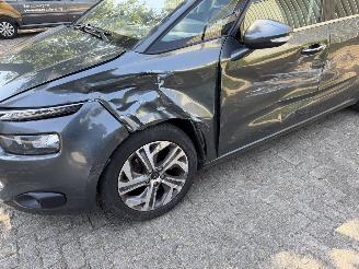 Citroën C4-picasso 1.6 THP Intensive picture 4