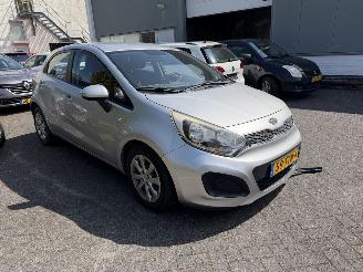 Kia Rio 1.2 CVVT Comfort Pack picture 2
