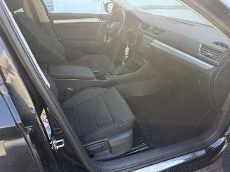 Skoda Superb 1.6 TDI Ambition Business picture 10