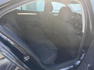 Skoda Superb 1.6 TDI Ambition Business picture 9