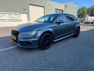 Vaurioauto  passenger cars Audi A3 1.6TDI SPORT EDITION 2016/4