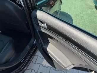 Volkswagen Golf 1.2 TSI Business Edition picture 13