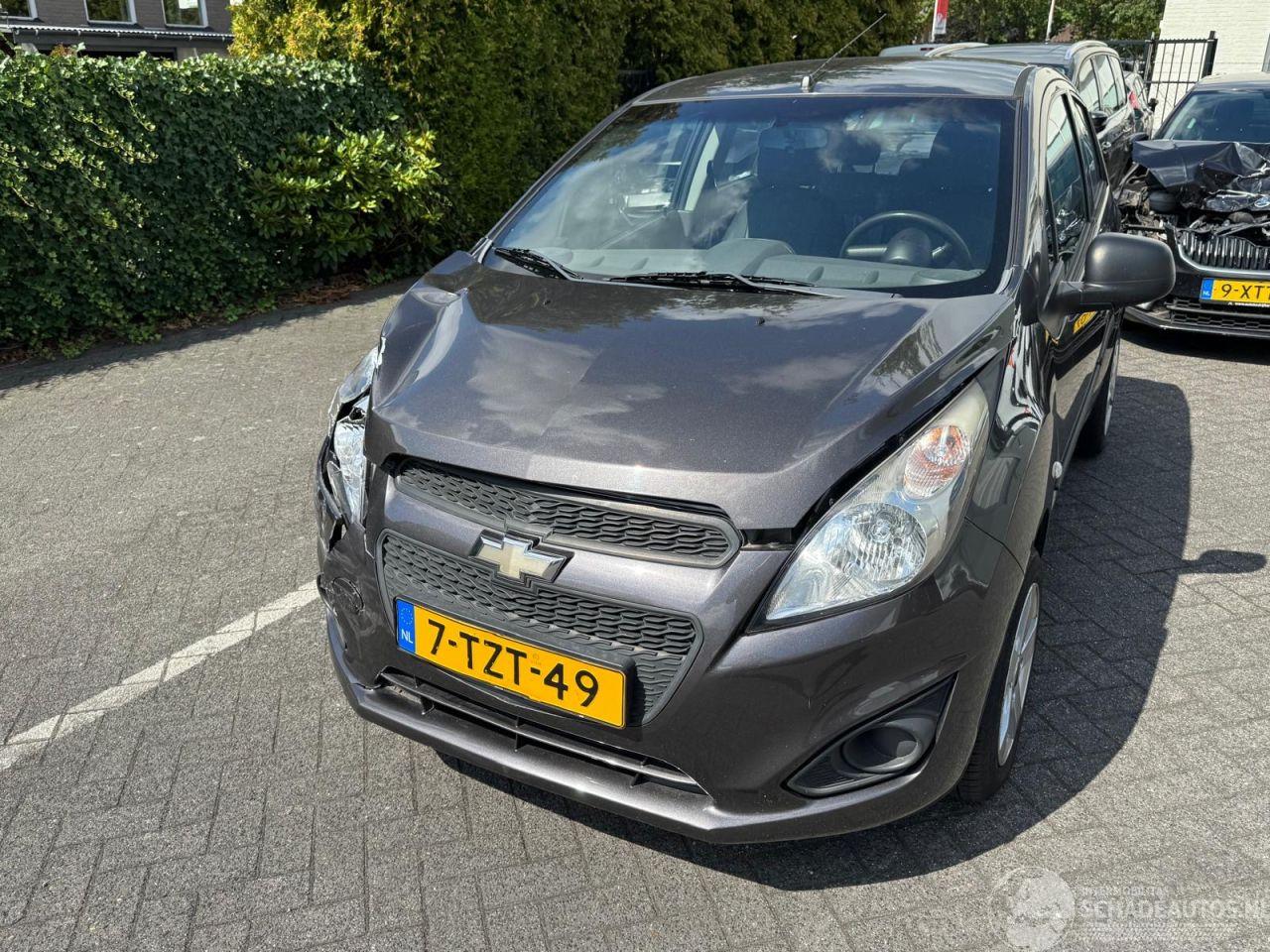 Chevrolet Spark 1.0 16VLS Bi-Fuel