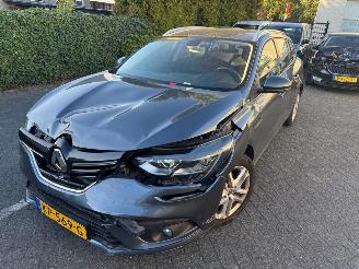 Schadeauto Renault Mégane 1.2 TCe Zen 2016/11