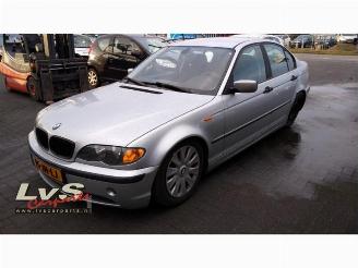 demontáž osobní automobily BMW 3-serie  2002/4